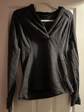lululemon athletica charcoal gray hooded utility jacket